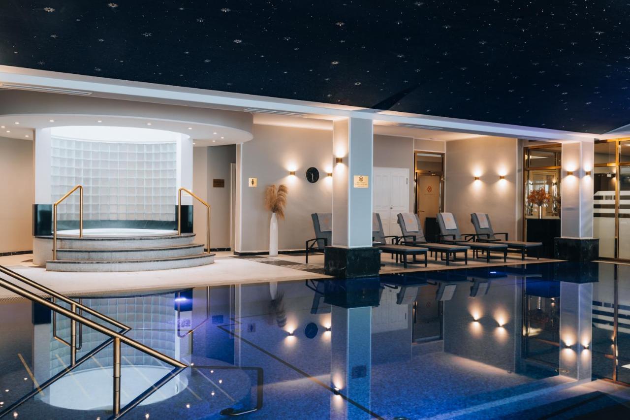 Althoff Grandhotel Schloss Bensberg Bergisch Gladbach Kültér fotó The spa at The Dorchester