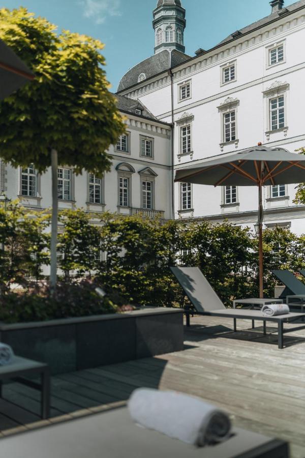 Althoff Grandhotel Schloss Bensberg Bergisch Gladbach Kültér fotó The hotel's garden